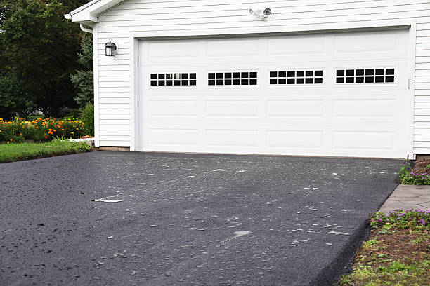 Best Construction Debris Removal  in Marthasville, MO
